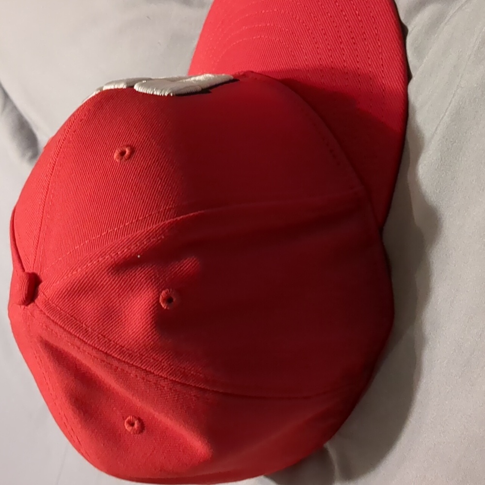 Wisconsin Badgers Top Of The World fitted hat - Picture 8 of 15